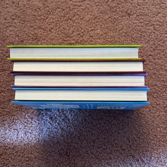 Diary of a Wimpy Kid Hardcover Bundle #5-8 - Picture 5 of 6